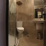 Platinum & Casino סאני ביץ'