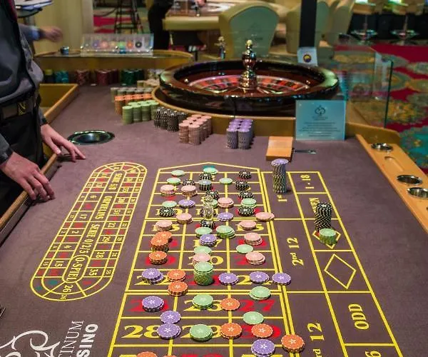 Platinum & Casino Ξενοδοχείο 4*