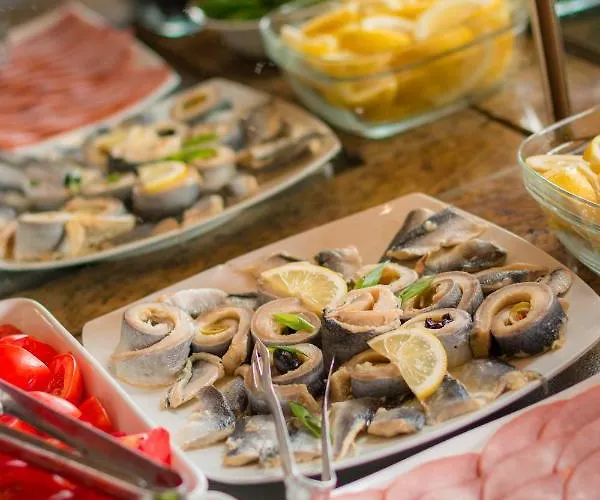 Platinum & Casino 4* Σάνι Μπιτς