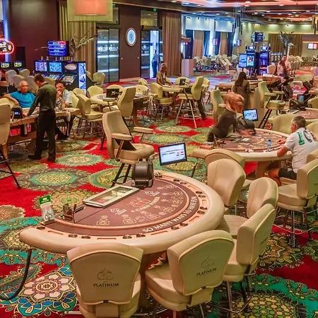 Hotel Platinum & Casino